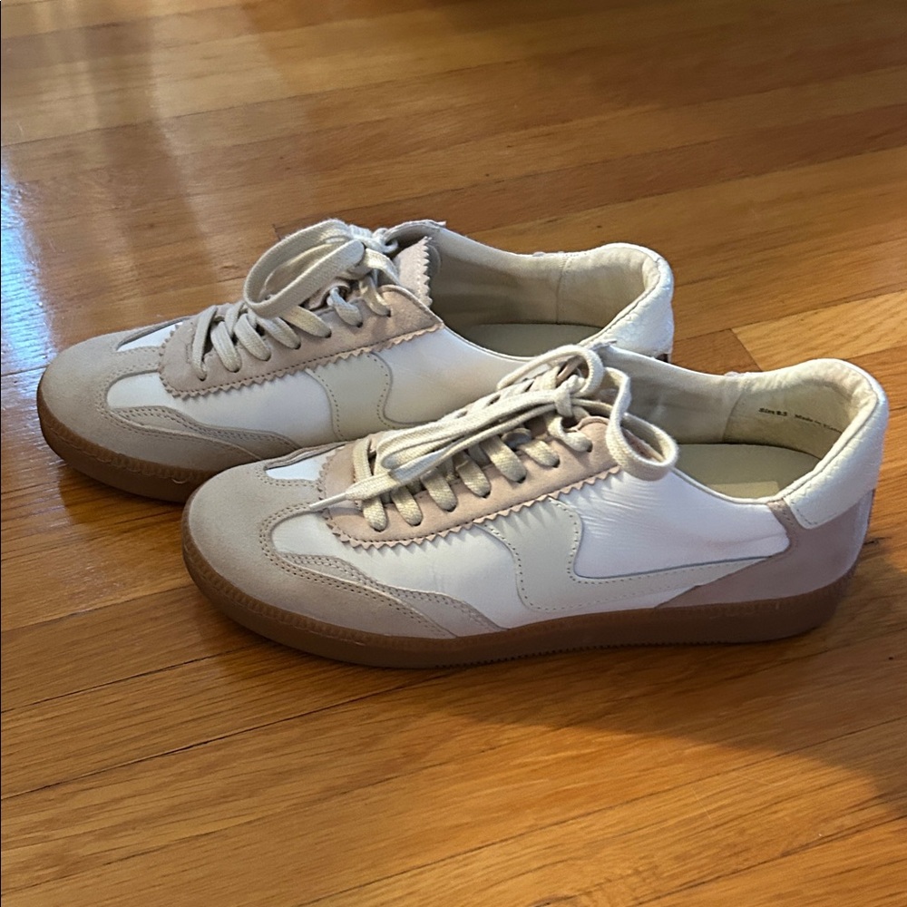 Dolce Vita White and Tan Sneakers